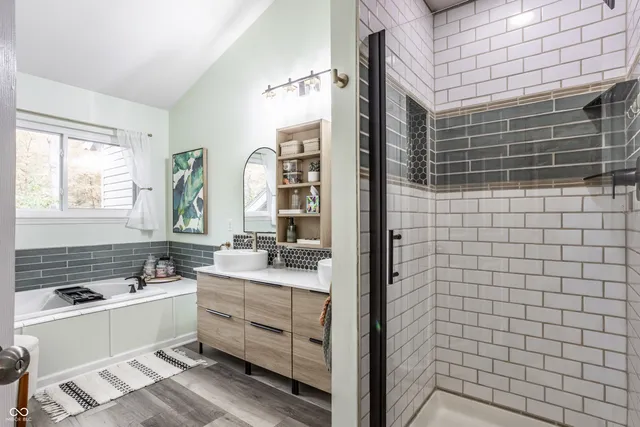 $247,500 | 9572 Longwell Drive, Indianapolis, IN 46240