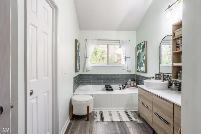 $247,500 | 9572 Longwell Drive, Indianapolis, IN 46240