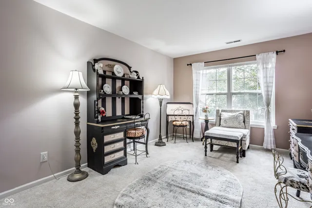 $247,500 | 9572 Longwell Drive, Indianapolis, IN 46240