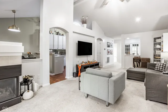 $247,500 | 9572 Longwell Drive, Indianapolis, IN 46240