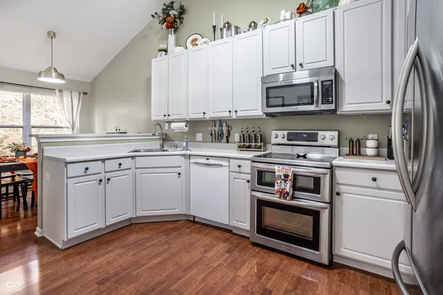 $247,500 | 9572 Longwell Drive, Indianapolis, IN 46240