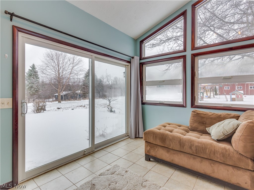 330 Center Road Hinckley, OH 44233 - Photo 18 of 33 Gallery Image 18