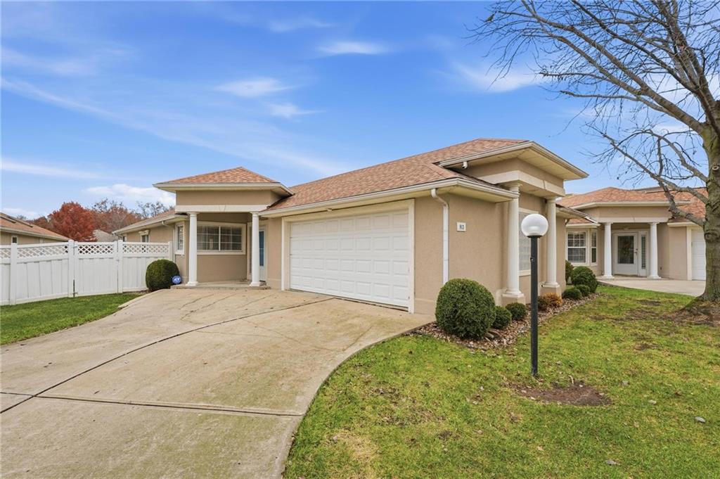 813 Northwest North Ridge Court Blue Springs, MO 64015 - Photo 2 of 56