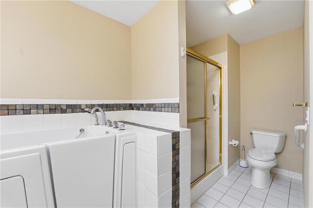 813 Northwest North Ridge Court Blue Springs, MO 64015 - Photo 35 of 56