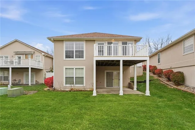 $360,000 | 813 Northwest North Ridge Court, Blue Springs, MO 64015