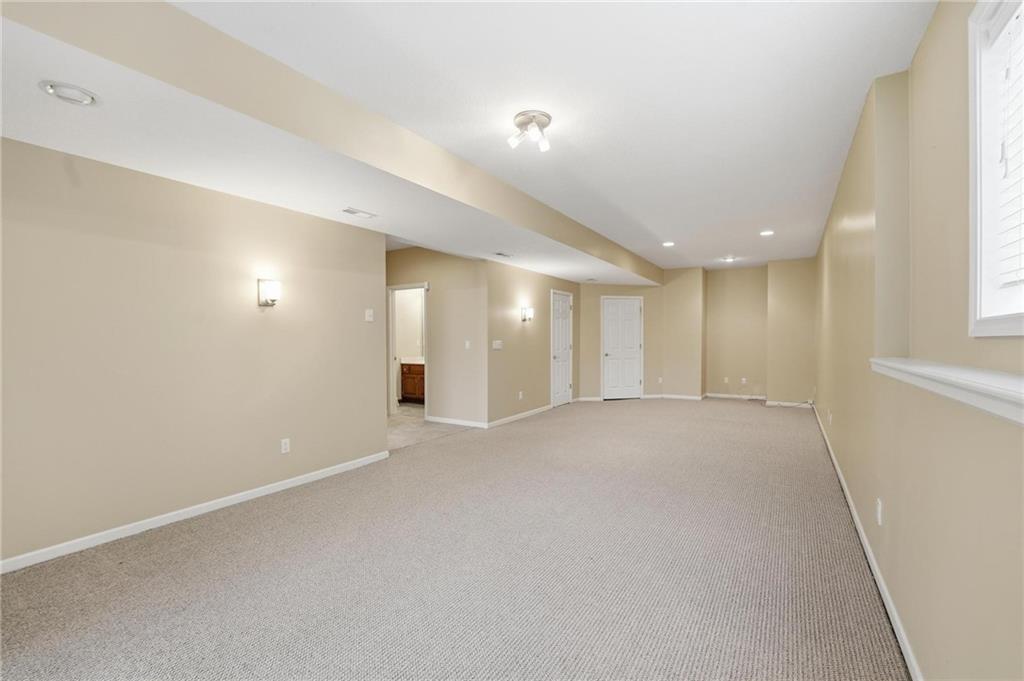 813 Northwest North Ridge Court Blue Springs, MO 64015 - Photo 47 of 56