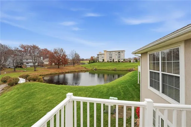 $360,000 | 813 Northwest North Ridge Court, Blue Springs, MO 64015