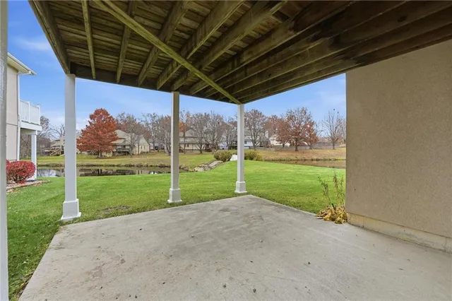 $360,000 | 813 Northwest North Ridge Court, Blue Springs, MO 64015