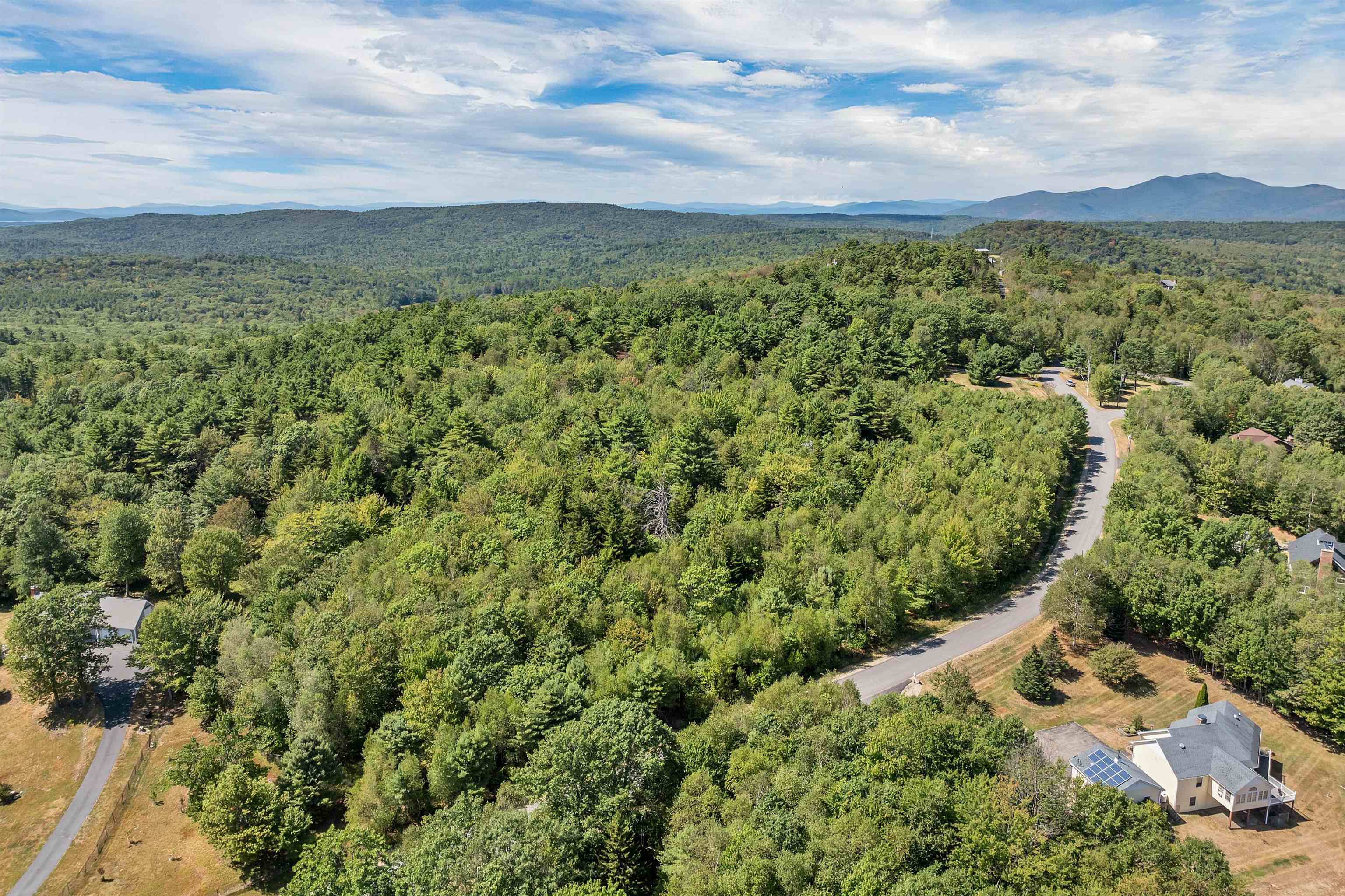 25 Upper Trask Mountain Road, Unit 6 Wolfeboro, NH 03894 - Photo 9 of 27