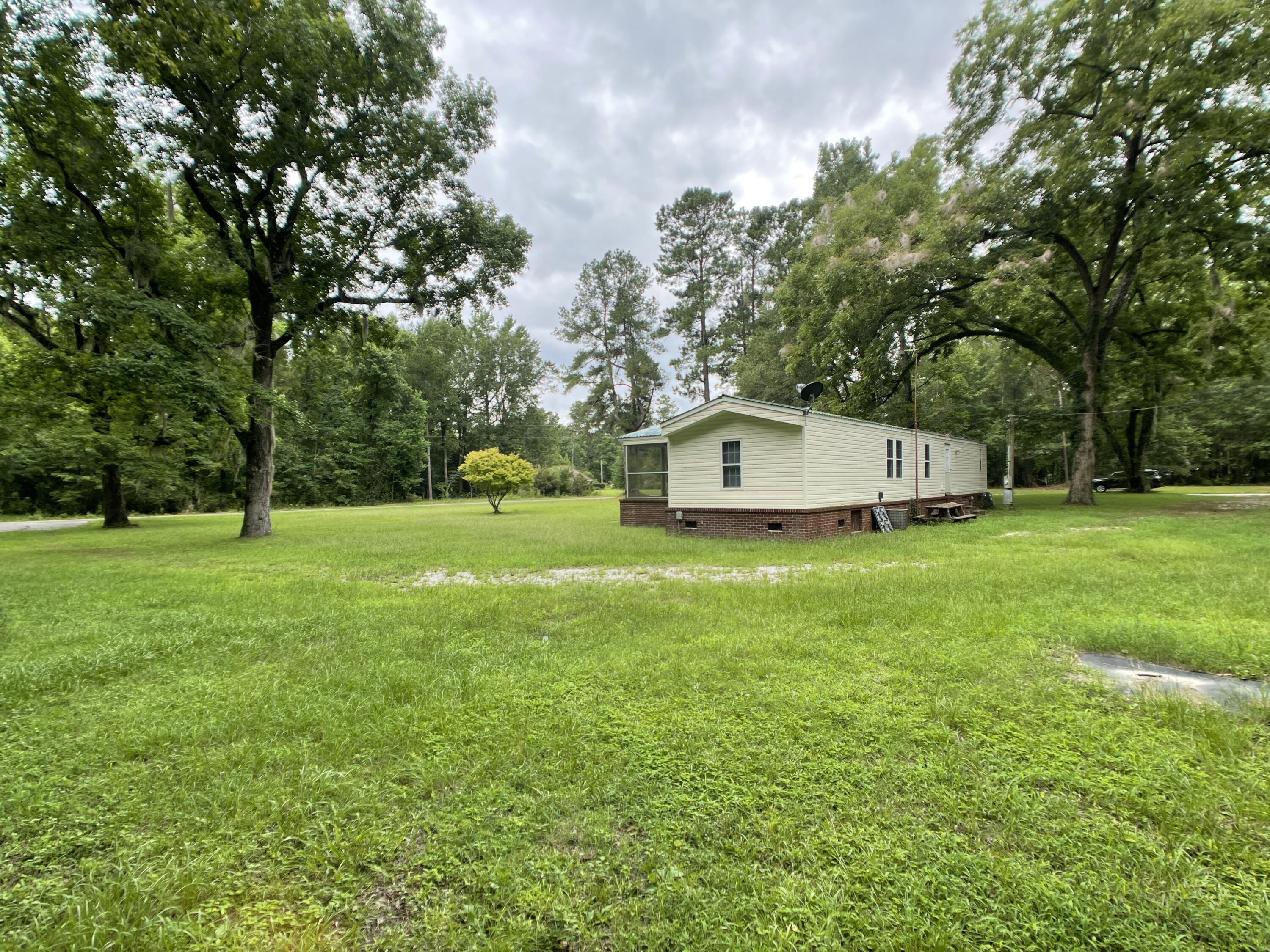 218 Old St George Road St. George, SC 29477 - Photo 12 of 44 11. 218 Old St George Rd Saint George SC