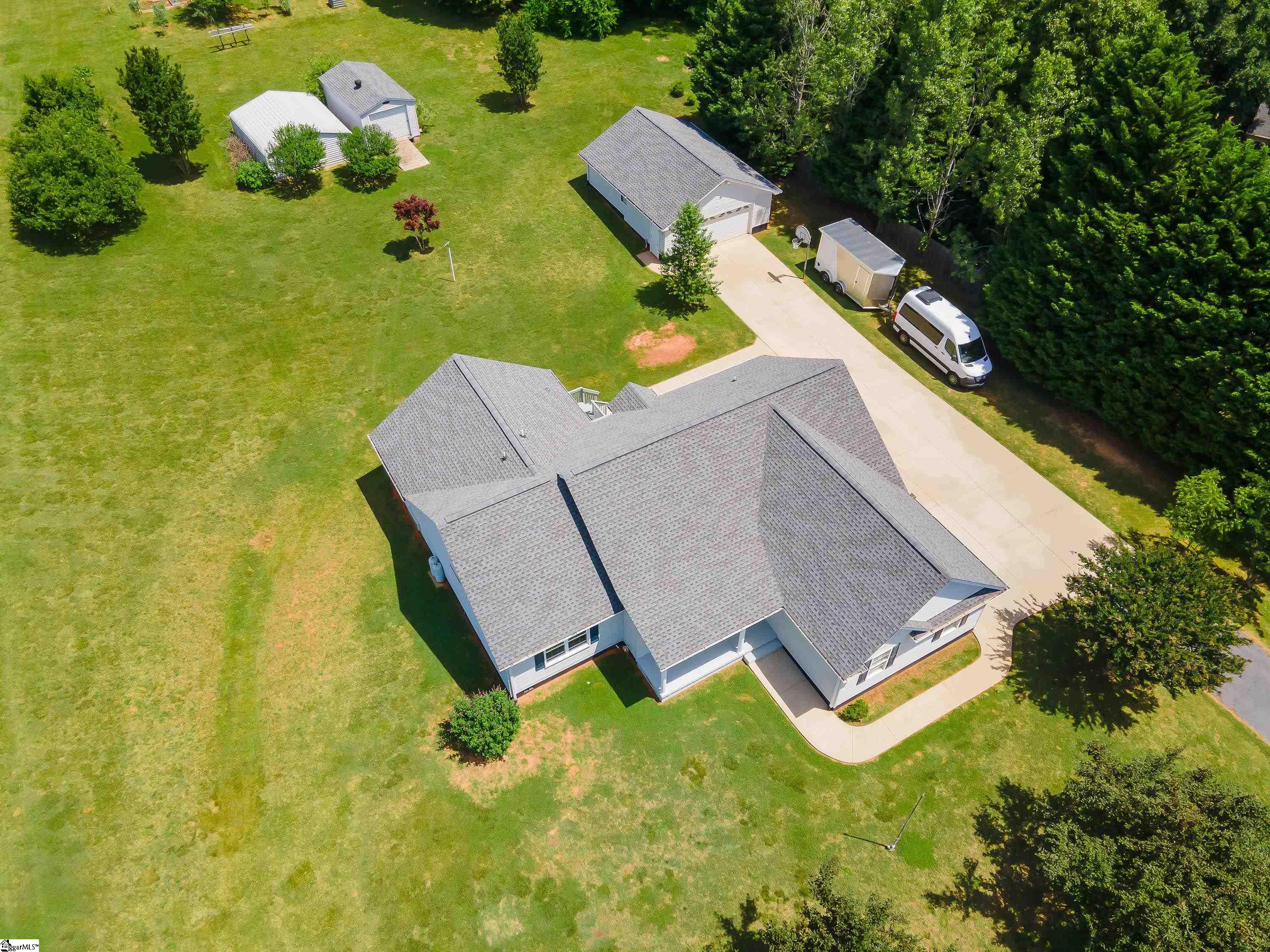484 Pink Dill Mill Road Greer, SC 29651 - Photo 4 of 32