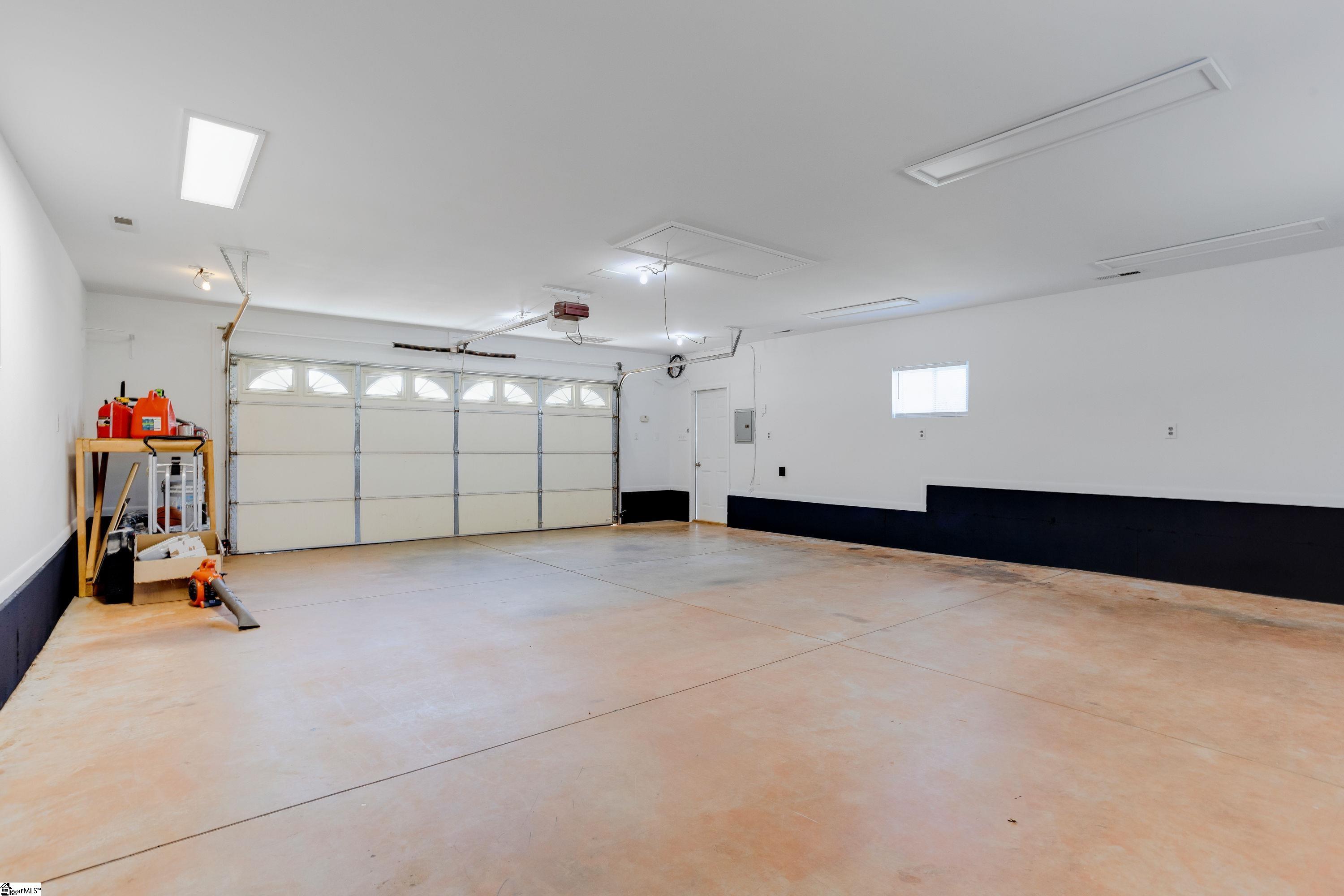 484 Pink Dill Mill Road Greer, SC 29651 - Photo 7 of 32