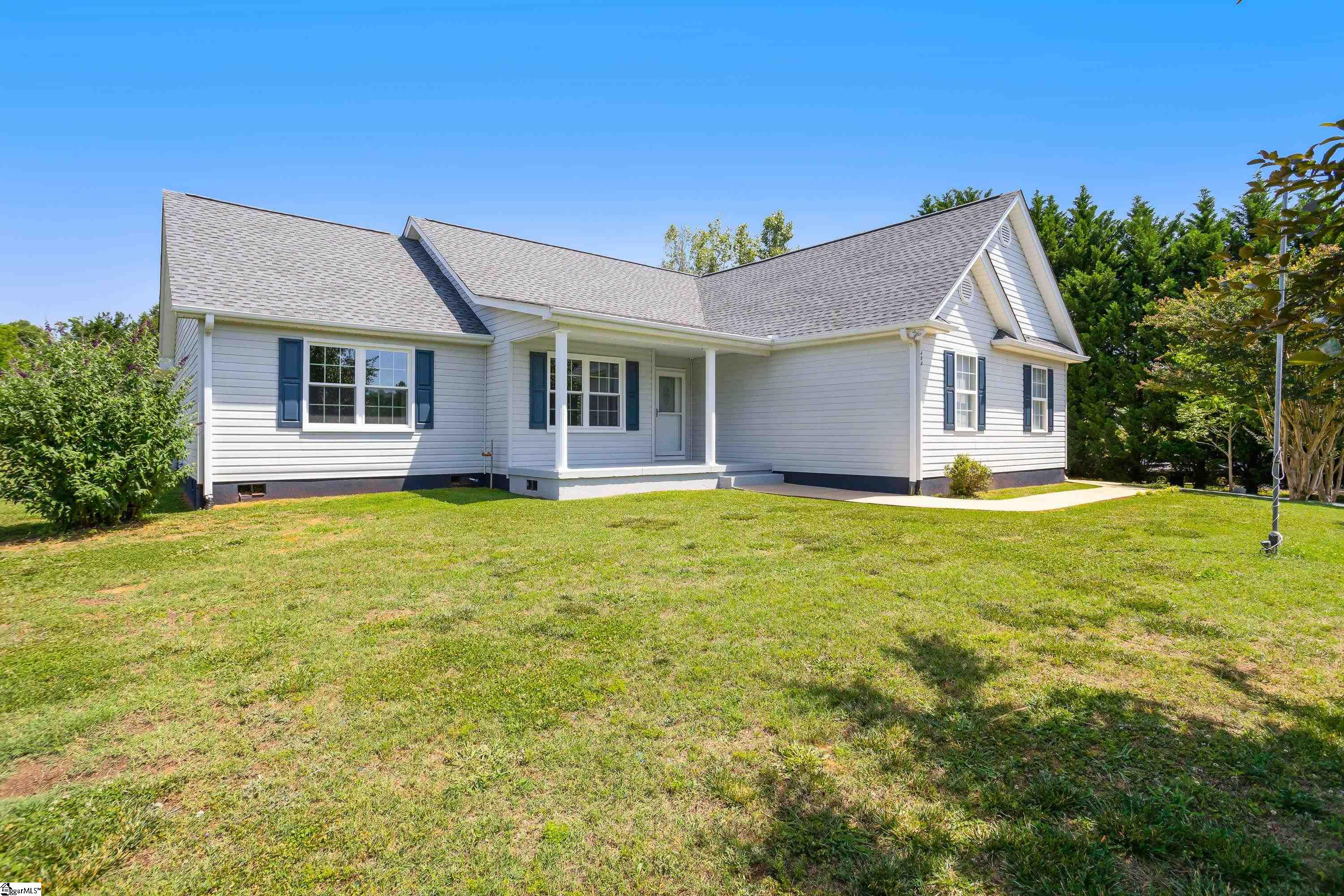 484 Pink Dill Mill Road Greer, SC 29651 - Photo 8 of 32