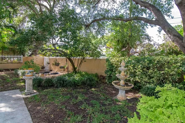 $1,390,000 | 135 25th Avenue Northeast, St. Petersburg, FL 33704