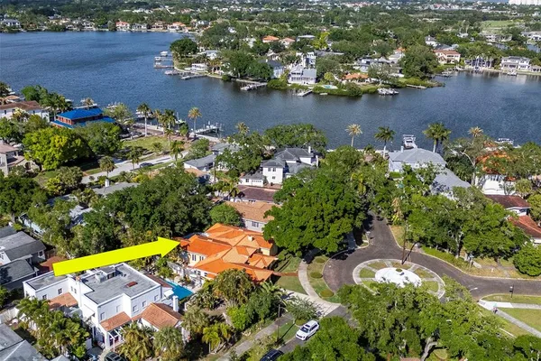 $1,390,000 | 135 25th Avenue Northeast, St. Petersburg, FL 33704