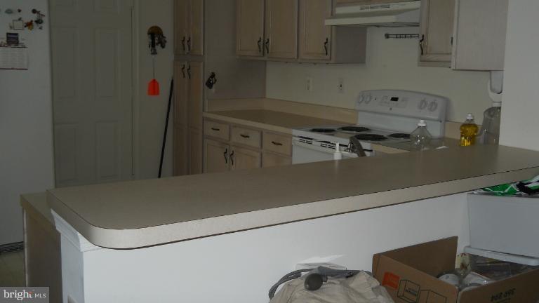 520 Silverside Road Edgewood, MD 21040 - Photo 8 of 15 Kitchen