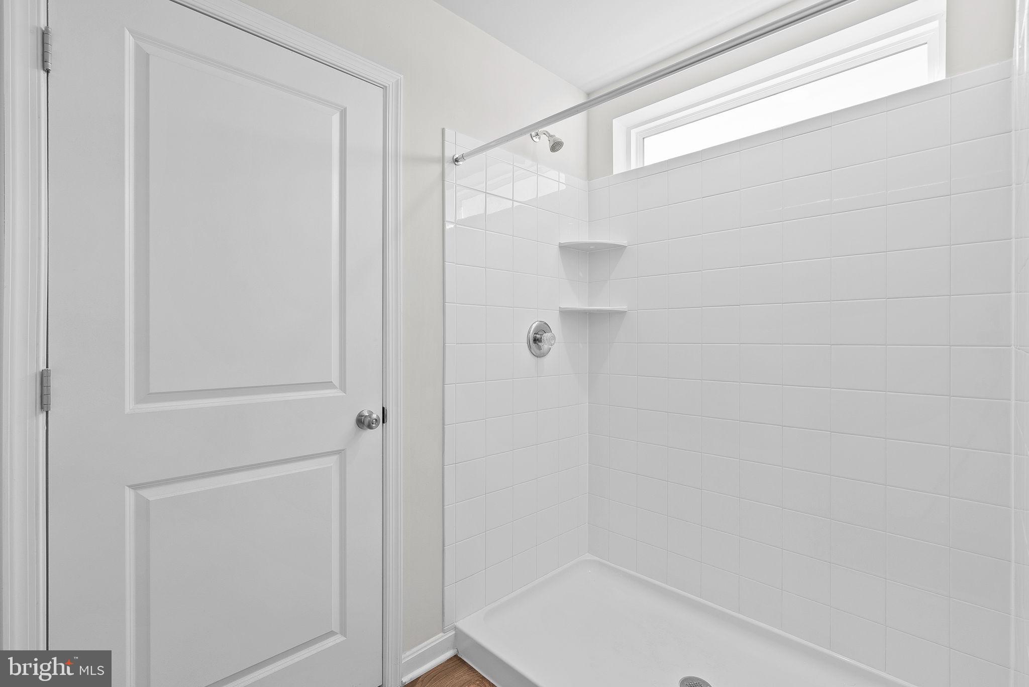 512 Harper Drive Berryville, VA 22611 - Photo 20 of 44 Primary Shower