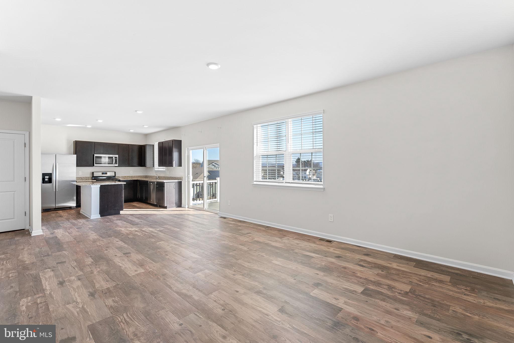 512 Harper Drive Berryville, VA 22611 - Photo 10 of 44 Kitchen and Family