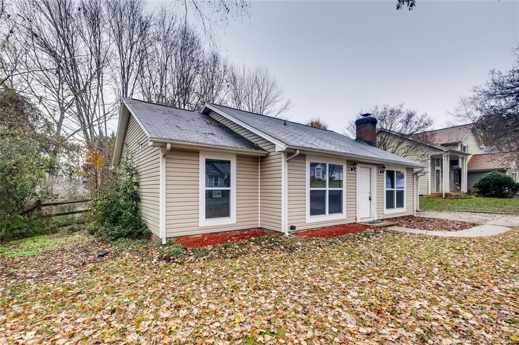 9426 Marshbrooke Road Matthews, NC 28105 - Photo 2 of 20 Gallery Image 2