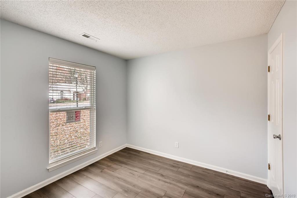 9426 Marshbrooke Road Matthews, NC 28105 - Photo 15 of 20 Gallery Image 15