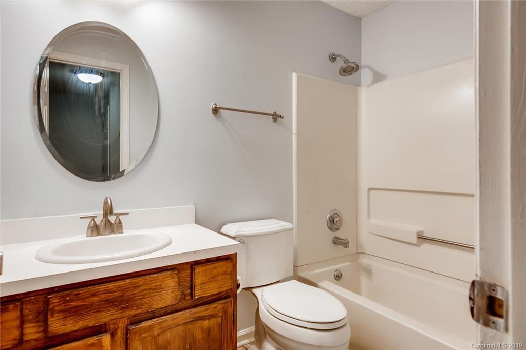9426 Marshbrooke Road Matthews, NC 28105 - Photo 16 of 20 Gallery Image 16