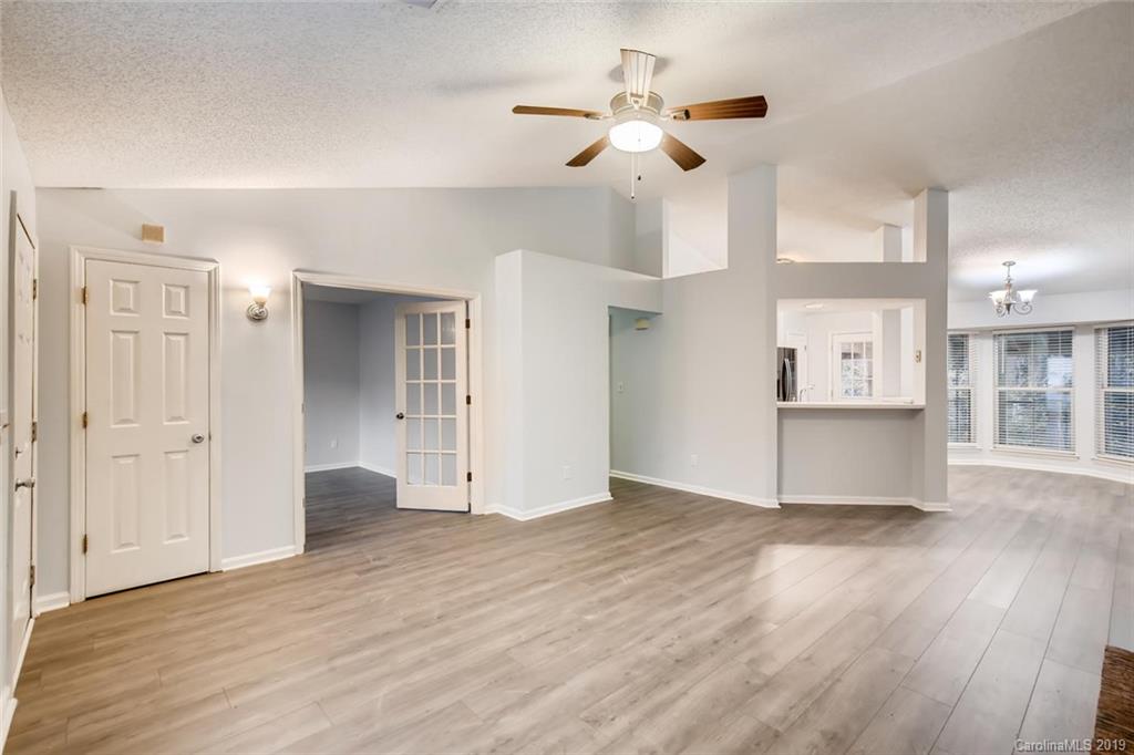 9426 Marshbrooke Road Matthews, NC 28105 - Photo 5 of 20 Gallery Image 5