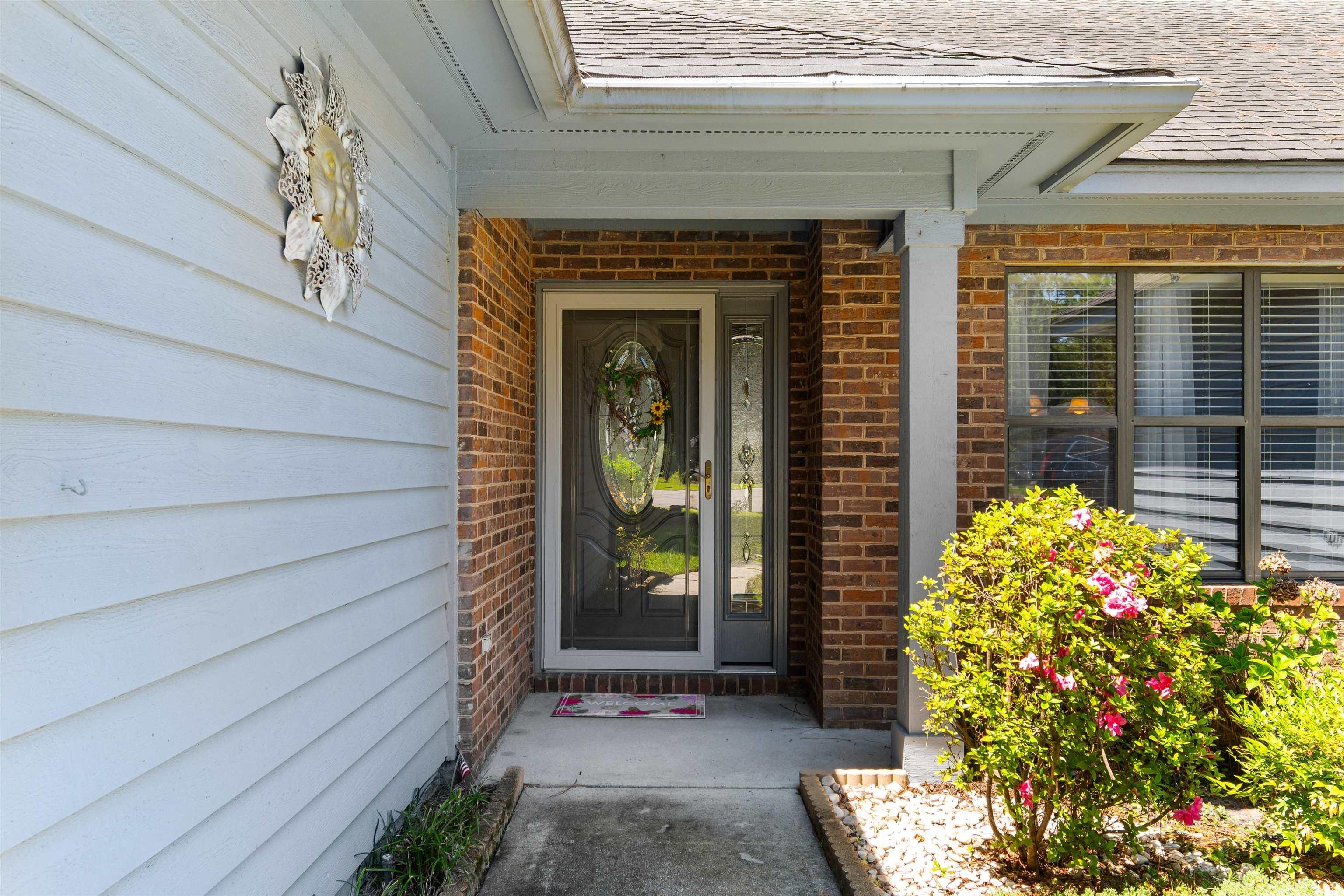 102 Linden Circle Conway, SC 29526 - Photo 2 of 40
