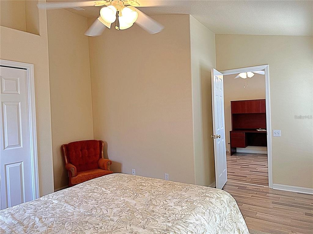 13129 Thoroughbred Loop Largo, FL 33773 - Photo 28 of 34
