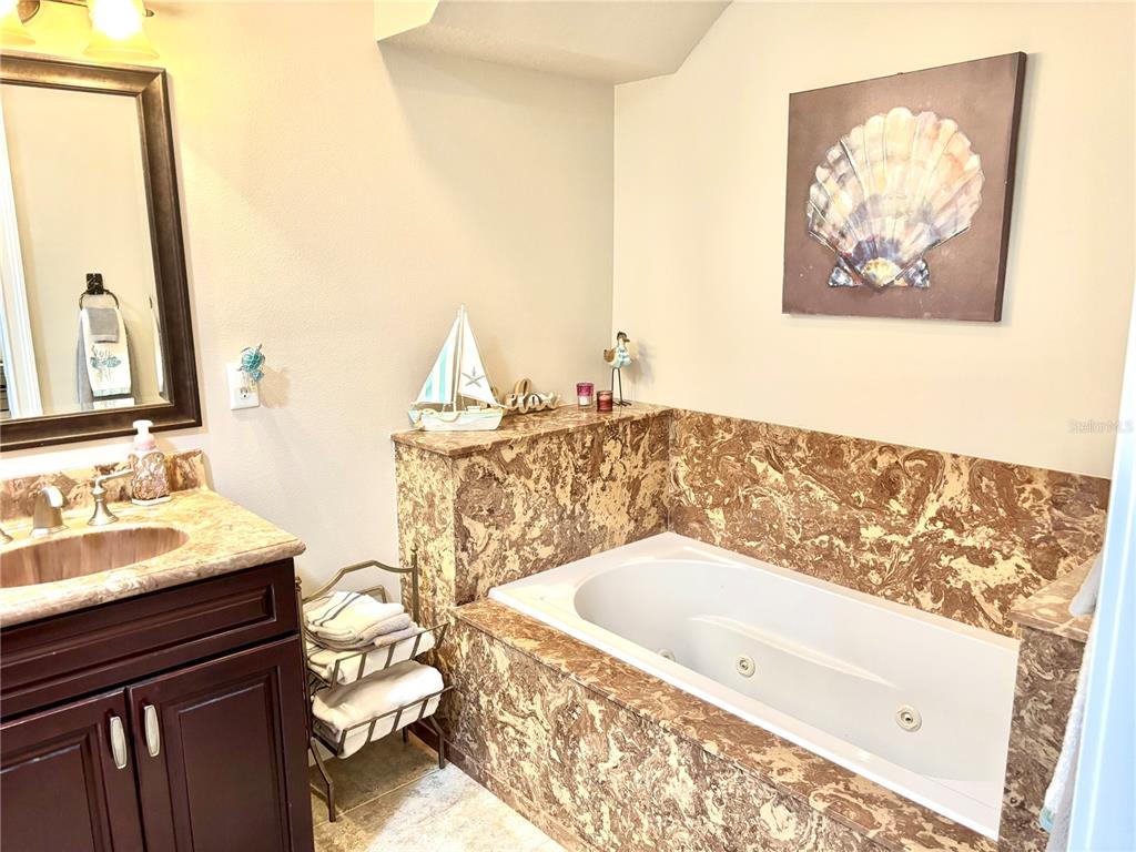 537 Woodlawn Cemetery Road Orlando, FL 32835 - Photo 28 of 36