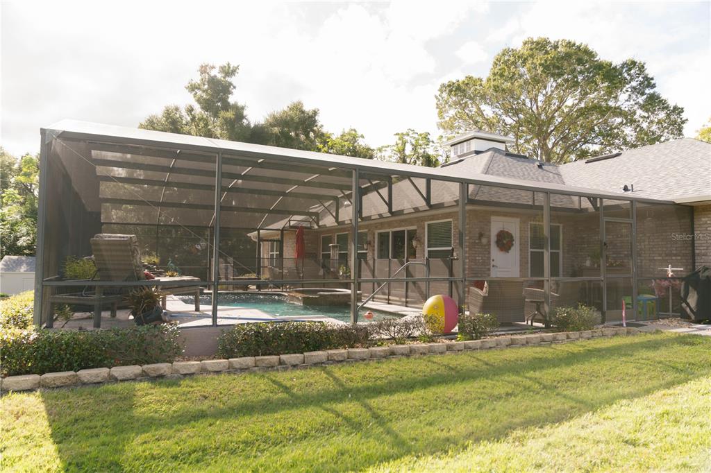 537 Woodlawn Cemetery Road Orlando, FL 32835 - Photo 6 of 36