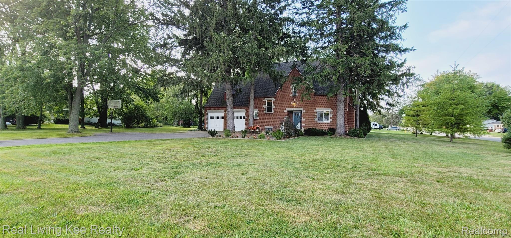 3985 Ravenswood Road Marysville, MI 48040 - Photo 64 of 64 20210823_085658.jpg