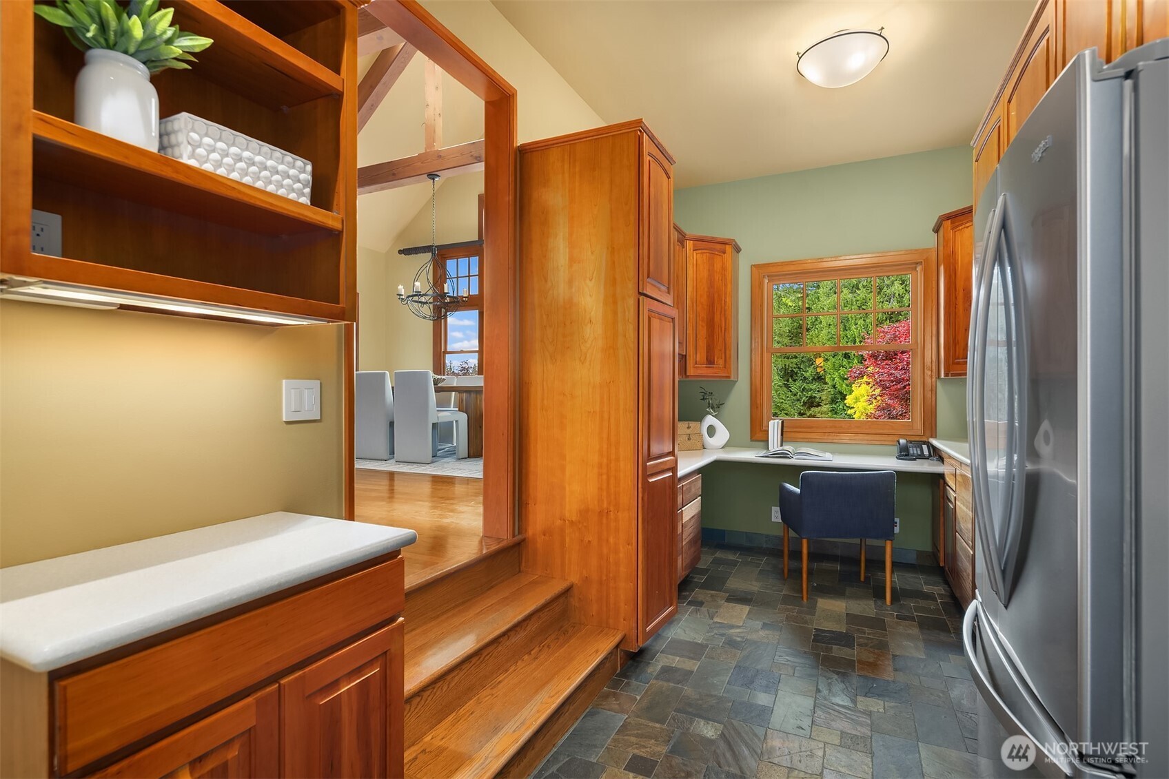 26970 Southeast Old Black Nugget Road Issaquah, WA 98029 - Photo 12 of 40