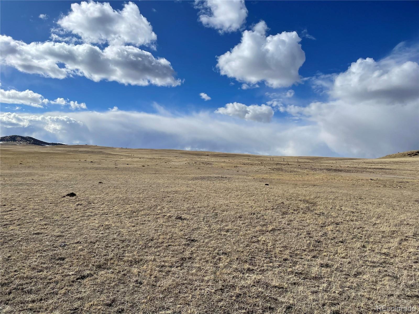 305 Badger Road Como, CO 80432 - Photo 7 of 33 a view of a sky