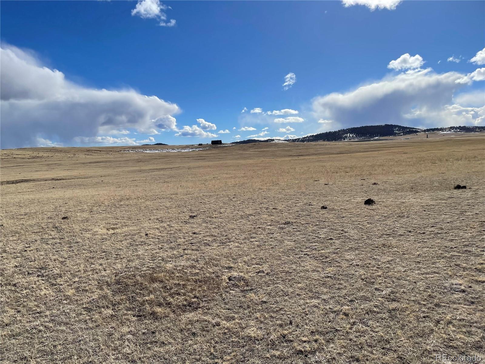 305 Badger Road Como, CO 80432 - Photo 10 of 33 a view of an ocean