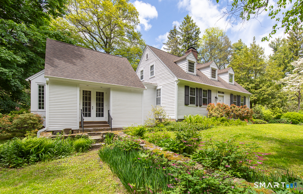 446 Amity Road Woodbridge, CT 06525 - Photo 37 of 40