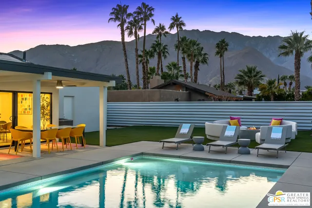$1,250,000 | 888 East El Conquistador, Palm Springs, CA 92262