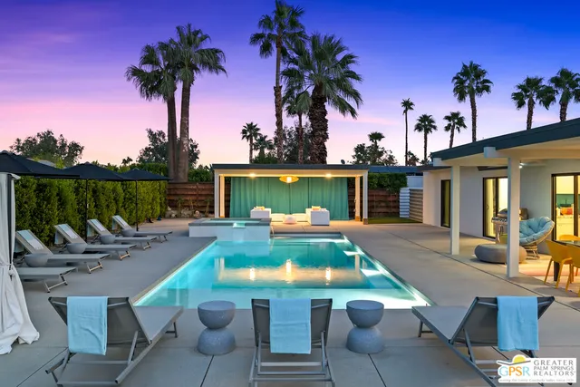 $1,250,000 | 888 East El Conquistador, Palm Springs, CA 92262