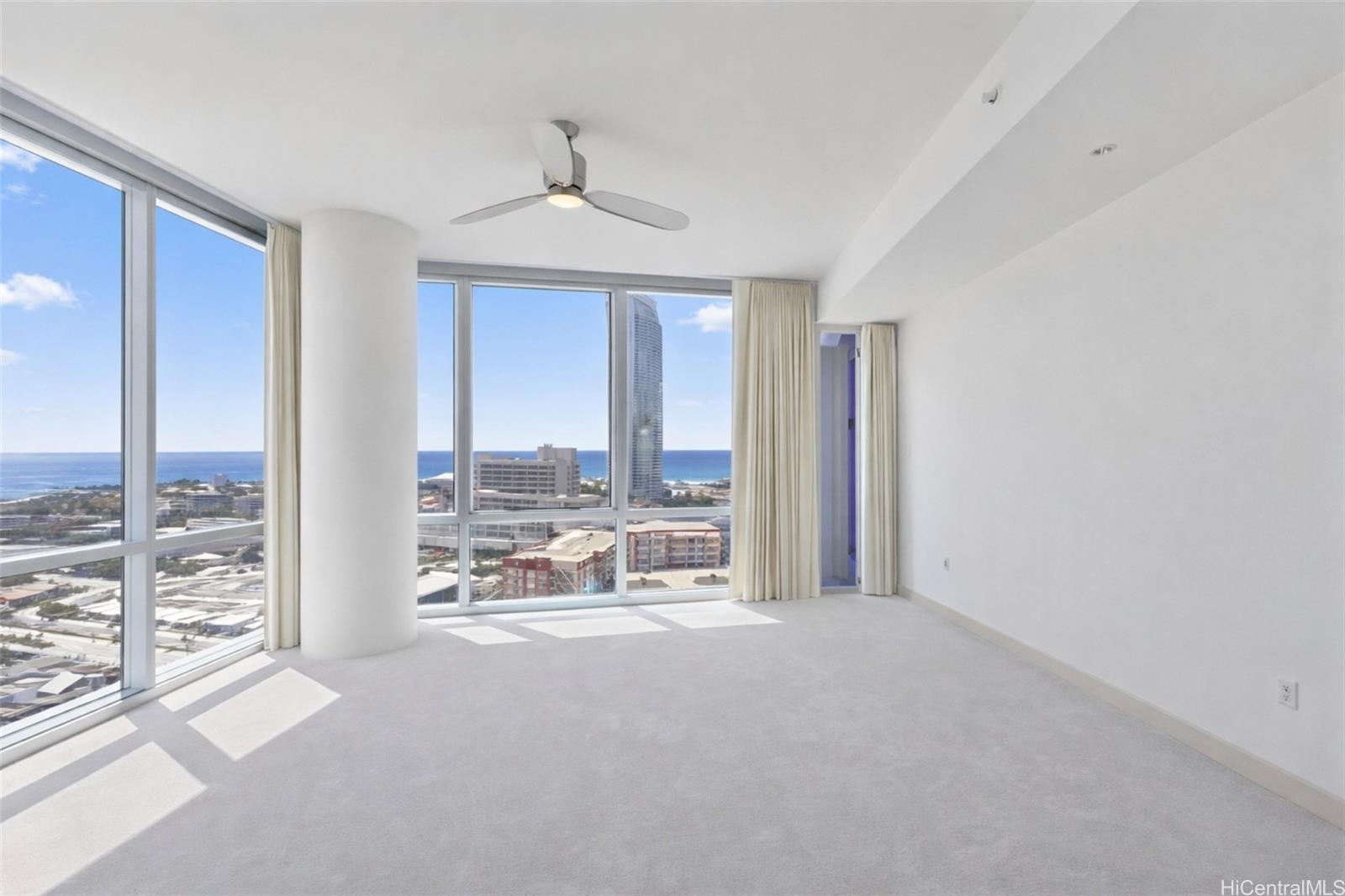555 South Street, Unit 1805 Honolulu, HI 96813 - Photo 4 of 20 a view of livingroom with furniture