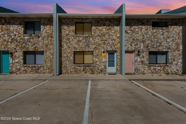 $1,900 | 232 Chandler Street, Cape Canaveral, FL 32920