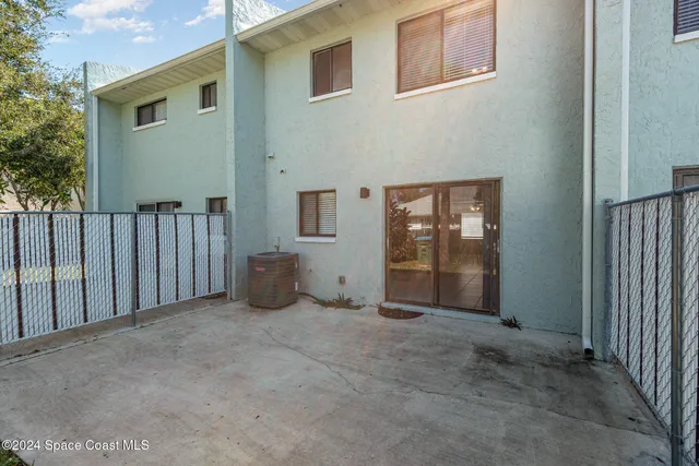 $1,900 | 232 Chandler Street, Cape Canaveral, FL 32920