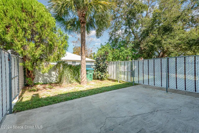 $1,900 | 232 Chandler Street, Cape Canaveral, FL 32920