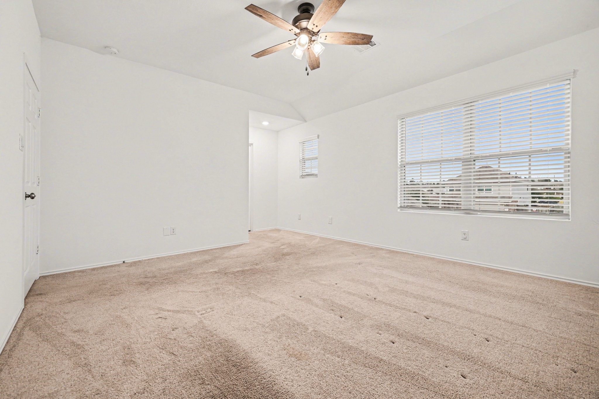 5929 Rimini Landing Lane Porter, TX 77365 - Photo 17 of 34 Primary Bedroom
