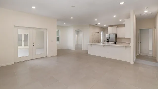 $3,600 | 83 52nd Square, Vero Beach, FL 32968