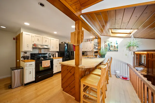 $599,900 | 101 Horace Greeley Road, Amherst, NH 03031