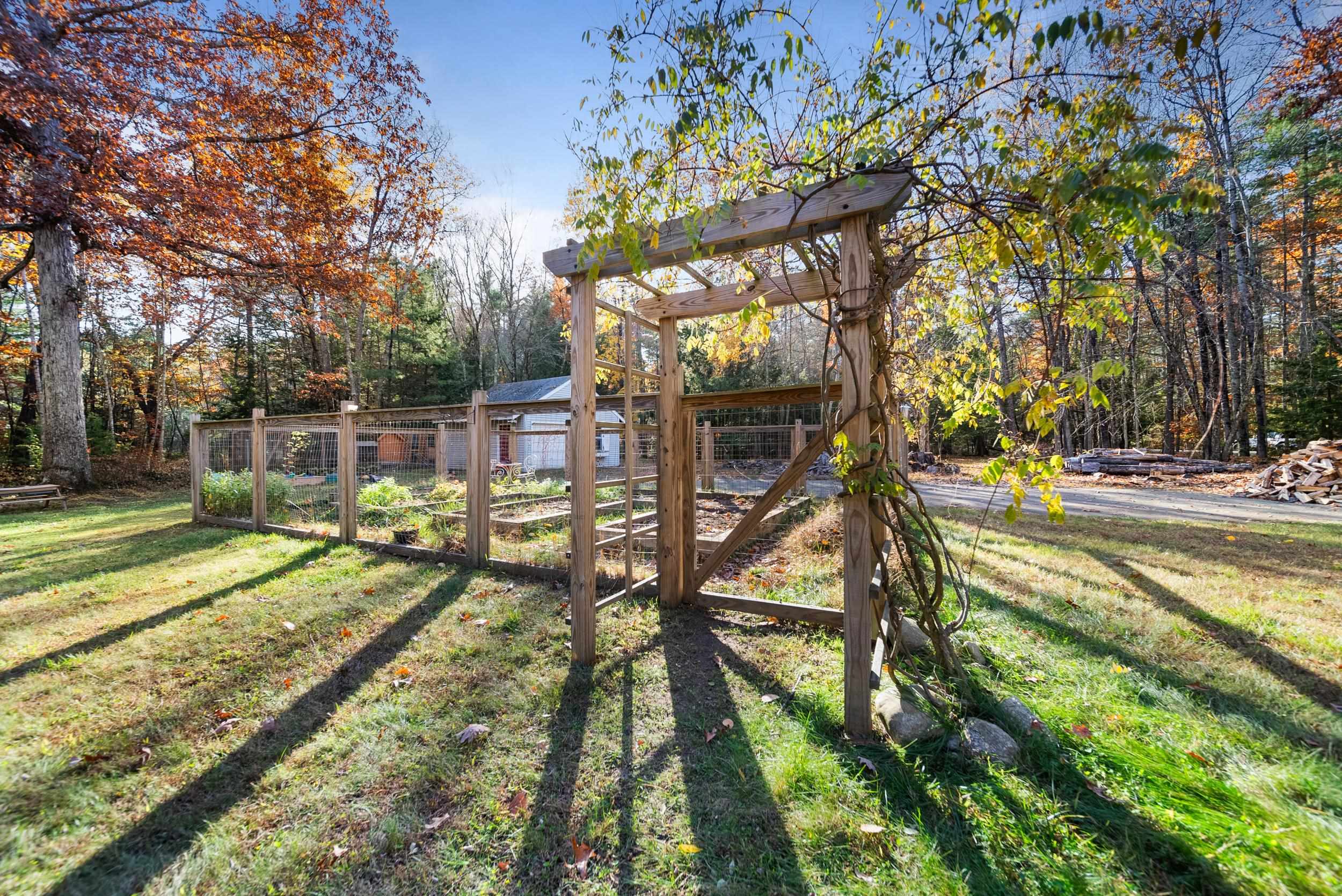 101 Horace Greeley Road Amherst, NH 03031 - Photo 4 of 49