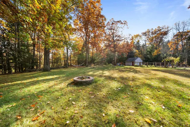 $599,900 | 101 Horace Greeley Road, Amherst, NH 03031