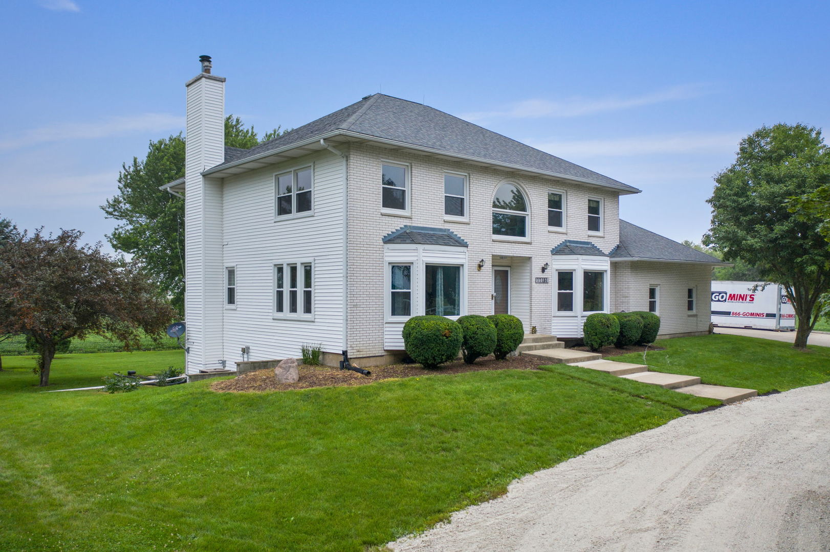 17151 Lukens Road Sycamore, IL 60178 - Photo 3 of 46