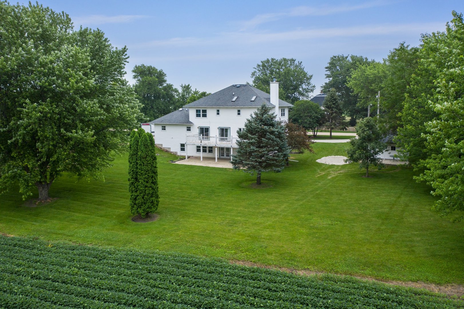 17151 Lukens Road Sycamore, IL 60178 - Photo 6 of 46