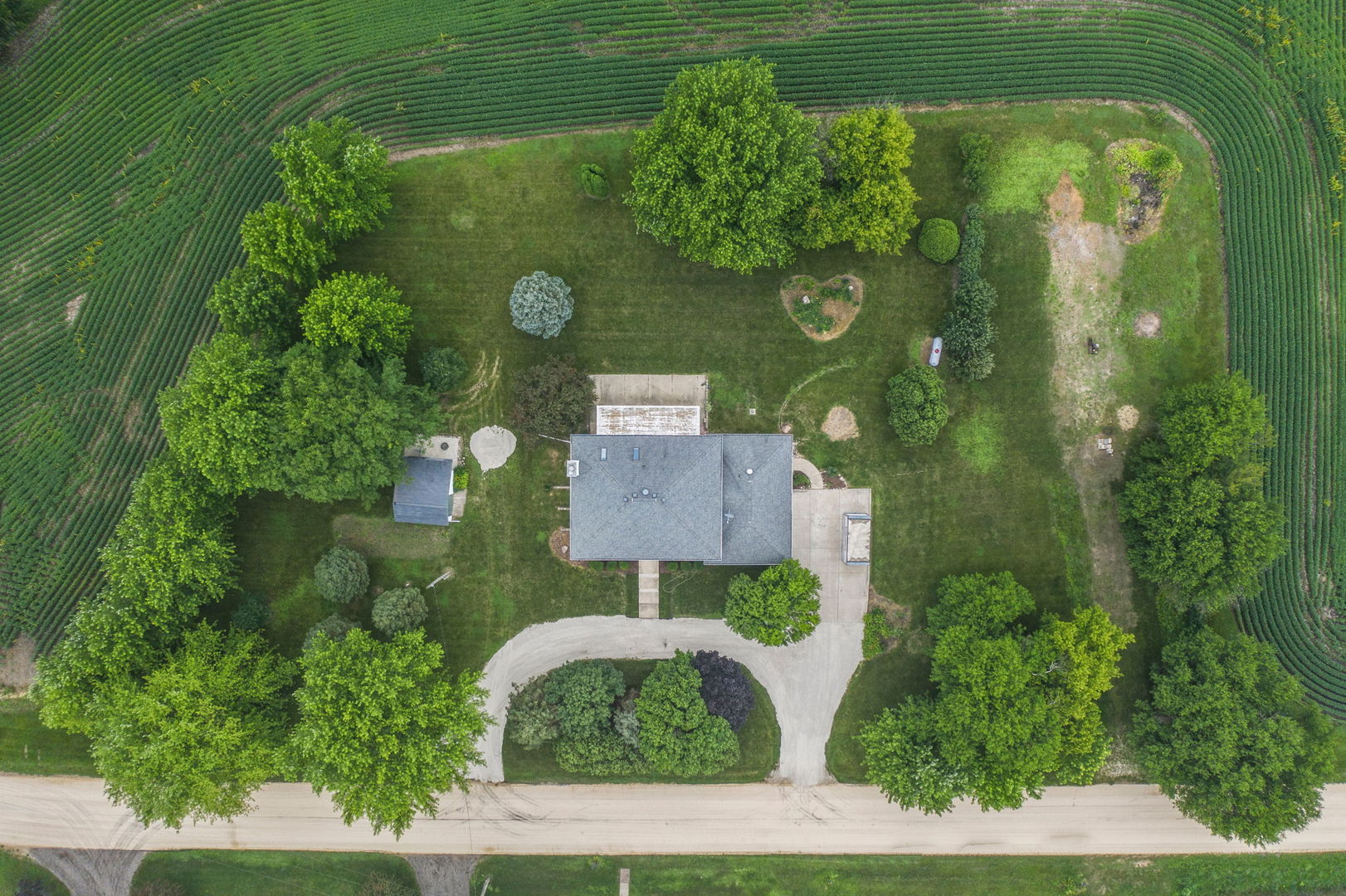 17151 Lukens Road Sycamore, IL 60178 - Photo 10 of 46