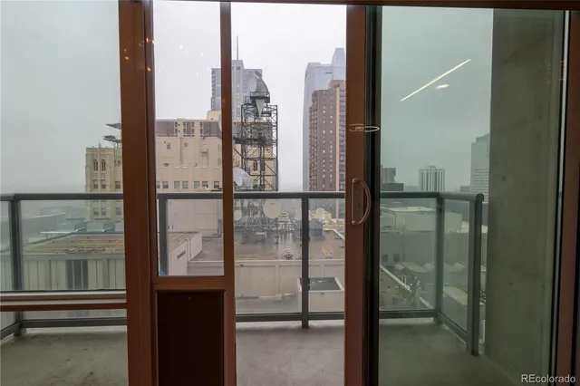 a view of roof with sitting area